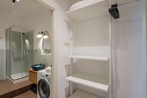 Bazzi 49 - Università Bocconi