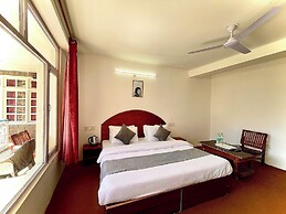 Hotel Lilly Inn Himalayan Snow views