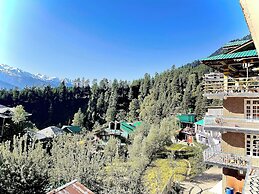Hotel Lilly Inn Himalayan Snow views