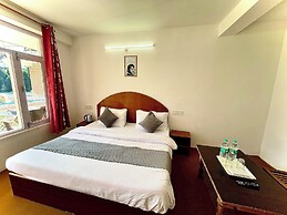 Hotel Lilly Inn Himalayan Snow views