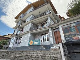 Hotel Alpine Himalayan View  Manali
