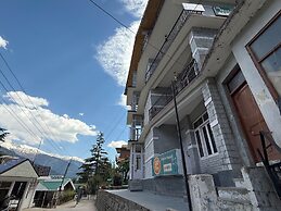 Hotel Alpine Himalayan View  Manali
