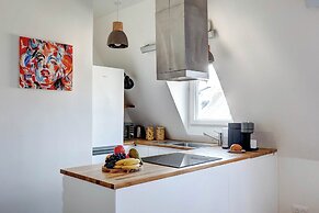 Champs-Élysées - 1BR