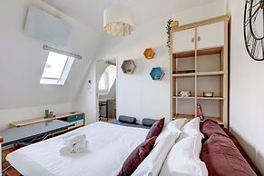 Champs-Élysées - 1BR