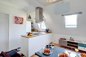 Champs-Élysées - 1BR