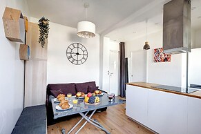 Champs-Élysées - 1BR