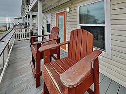 Twin Palms at Surfside