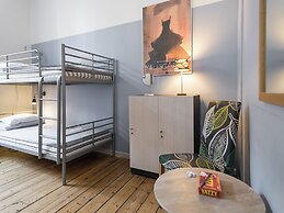 Castanea Old Town Hostel