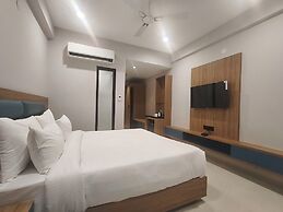 The Aureum - A Unit of Sandy Blossom