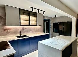 Leonarda Waterfront Residences