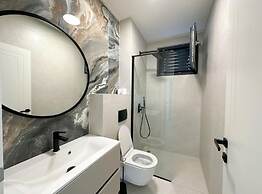 Leonarda Waterfront Residences