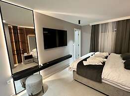 Leonarda Waterfront Residences