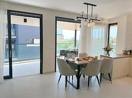 Leonarda Waterfront Residences