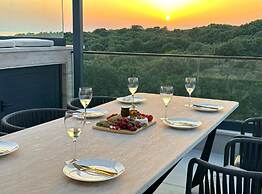 Leonarda Waterfront Residences