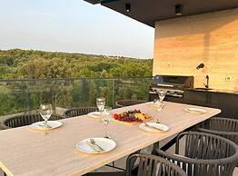 Leonarda Waterfront Residences