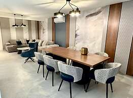 Leonarda Waterfront Residences