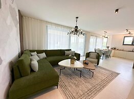 Leonarda Waterfront Residences