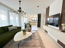 Leonarda Waterfront Residences