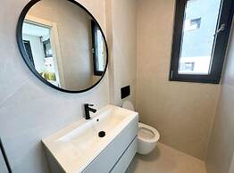 Leonarda Waterfront Residences