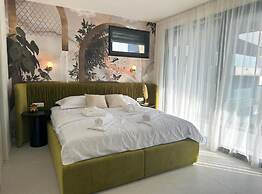 Leonarda Waterfront Residences