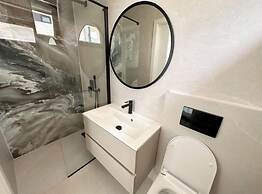 Leonarda Waterfront Residences