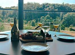 Leonarda Waterfront Residences