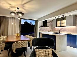 Leonarda Waterfront Residences