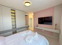 Leonarda Waterfront Residences