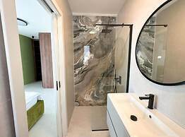 Leonarda Waterfront Residences