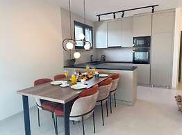 Leonarda Waterfront Residences