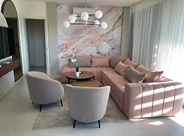 Leonarda Waterfront Residences