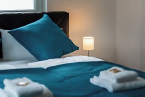 Lit Living-Luxury-Box Spring - Parking