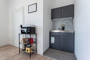 Lit Living-Luxury-Box Spring - Parking