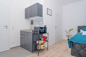 Lit Living-Luxury-Box Spring - Parking