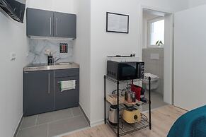 Lit Living-Luxury-Box Spring - Parking