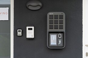 Lit Living-Luxury-Box Spring - Parking