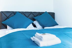 Lit Living-Luxury-Box Spring - Parking