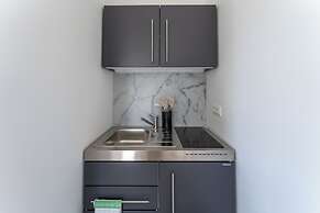 Lit Living-Luxury-Box Spring - Parking