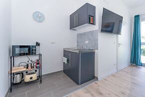 Lit Living-Luxury-Box Spring - Parking