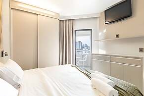 Flat beira-mar com piscina na cobertura