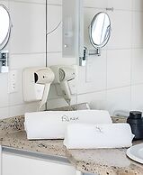 Flat beira-mar com piscina na cobertura