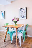 Deluxe Apartments Downtown by BueRentals