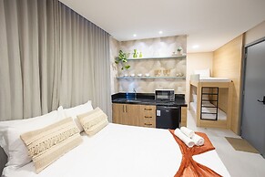 Breeze Residence By Carpediem