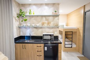 Breeze Residence By Carpediem