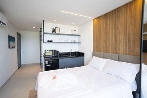Breeze Residence By Carpediem