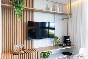 Breeze Residence By Carpediem