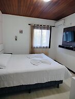 Pousada Essência Plátanos