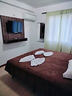 Pousada Essência Plátanos