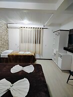 Pousada Essência Plátanos