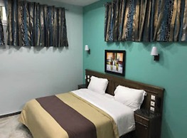 Hotel Adounia